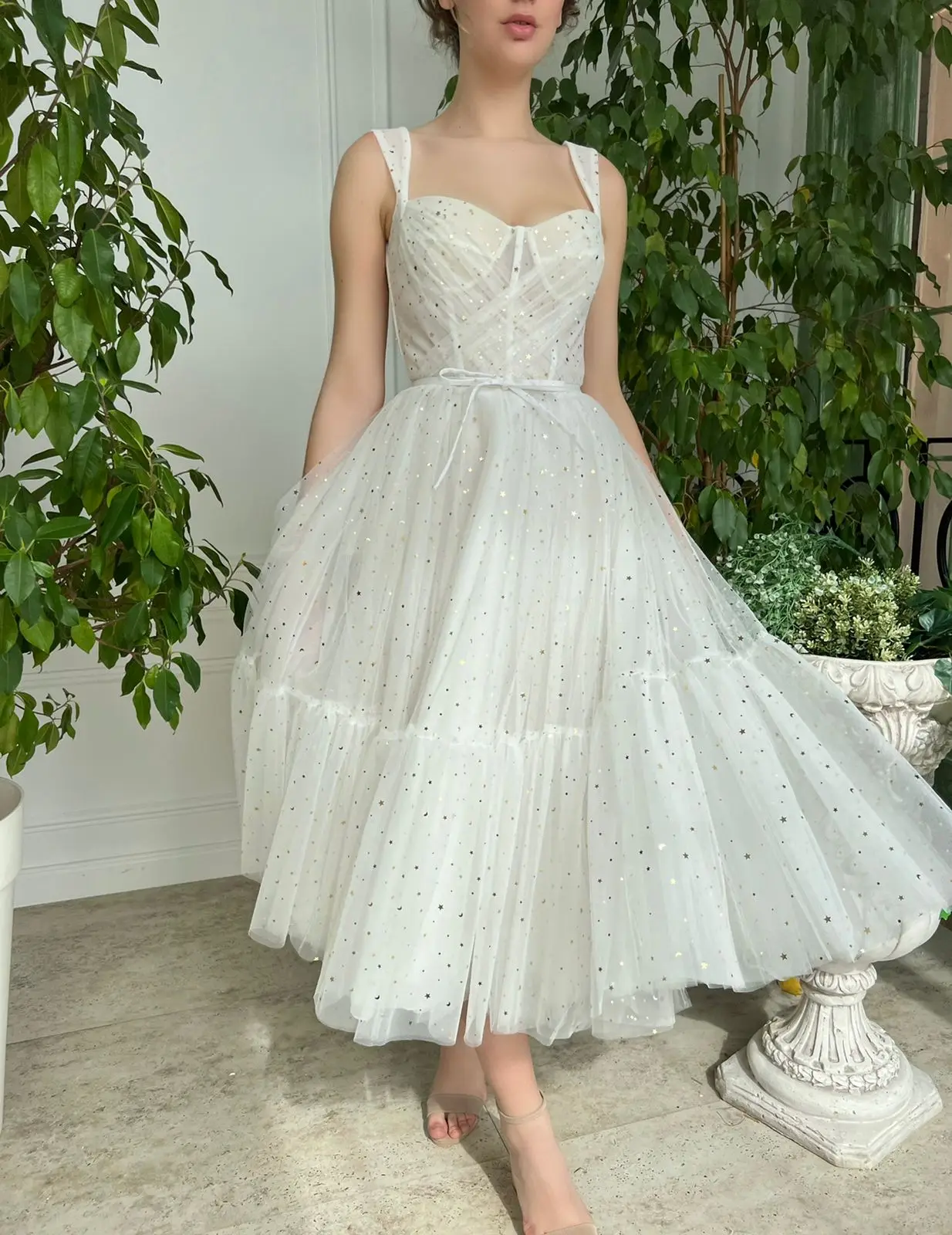 

Tulle Spaghetti Straps A-line Prom Dresses Star Sequins Pleats Backless Tea-Length Birthday Party Gowns Lovely Homecoming Dress