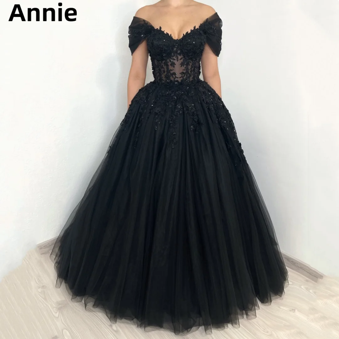 Annie Abiti da ballo neri Ricami Abiti da ballo a forma di A Abiti da festa di laurea principessa in tulle con spalle scoperte Personalizzati