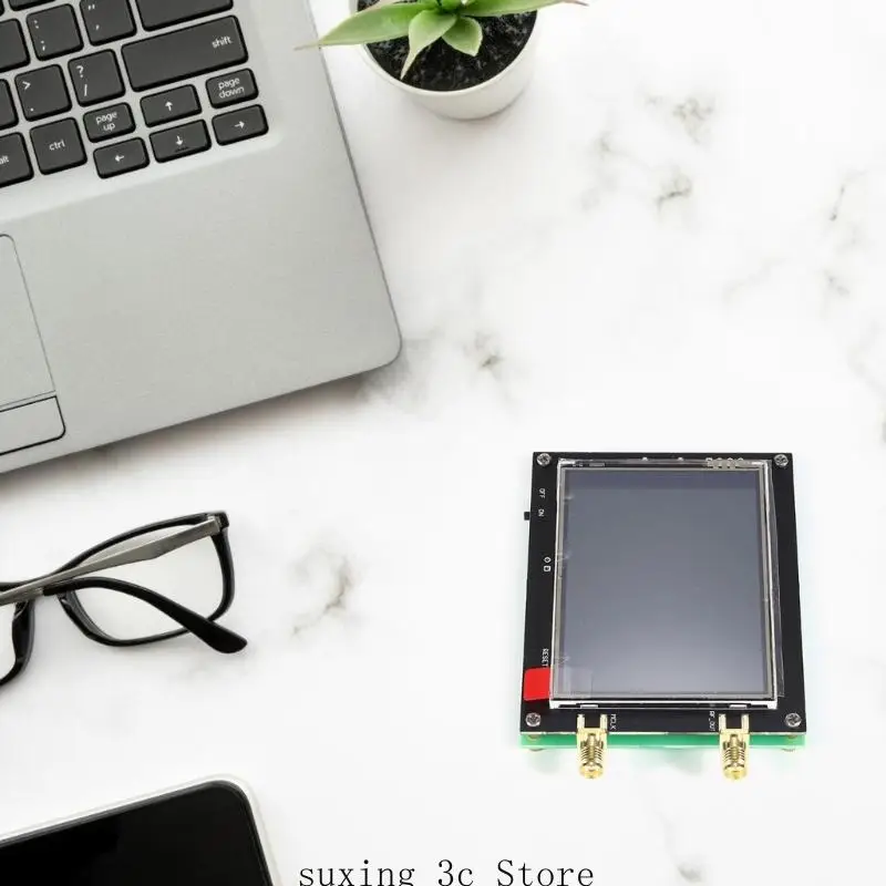 E8BE MAX2870 RF Source Generator Module LCD Generators