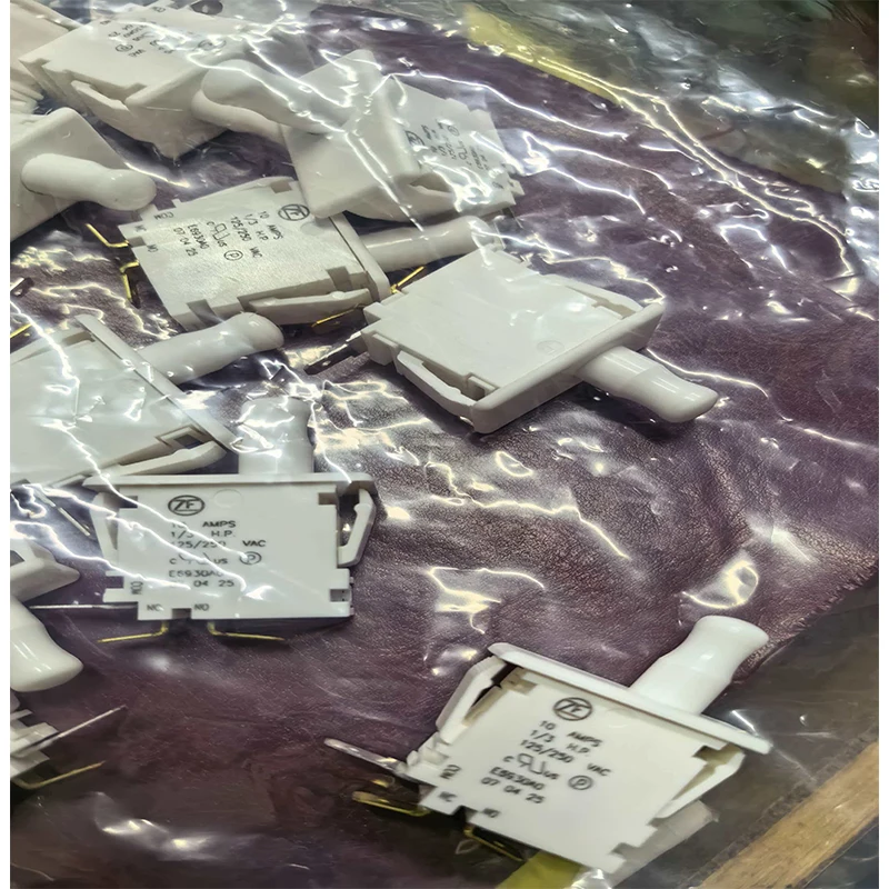 

ZF/HERRY E6900A0/E6930A0/F69-30A original door switch F69-30A/E69-00A/E69-30A