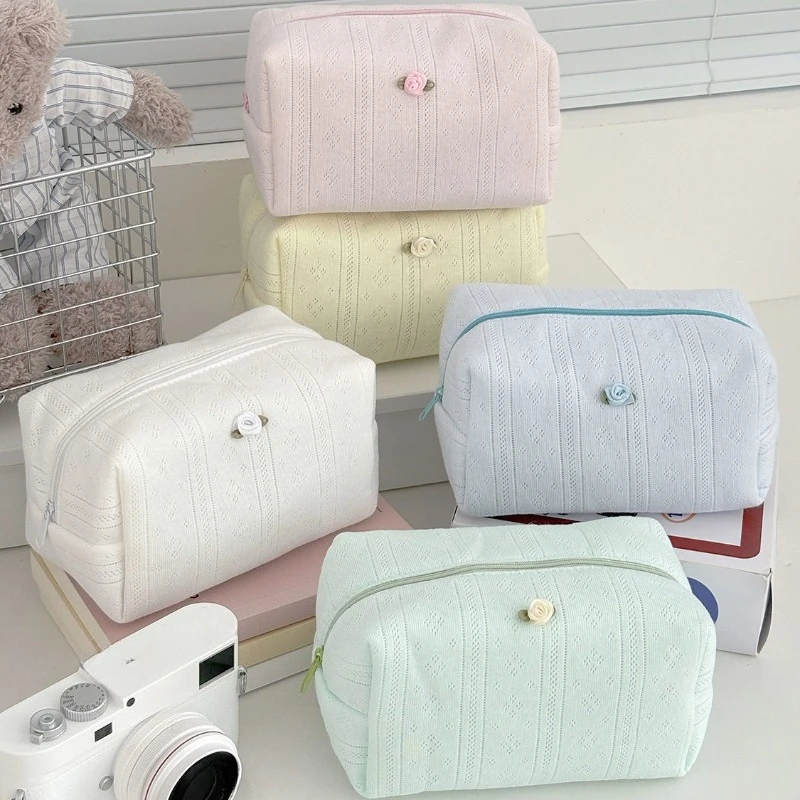 

Женская косметичка с кружевным бантом и цветочным принтом, большая вместительная косметичка, дорожный косметический органайзер, милая корейская портативная сумка для женщин