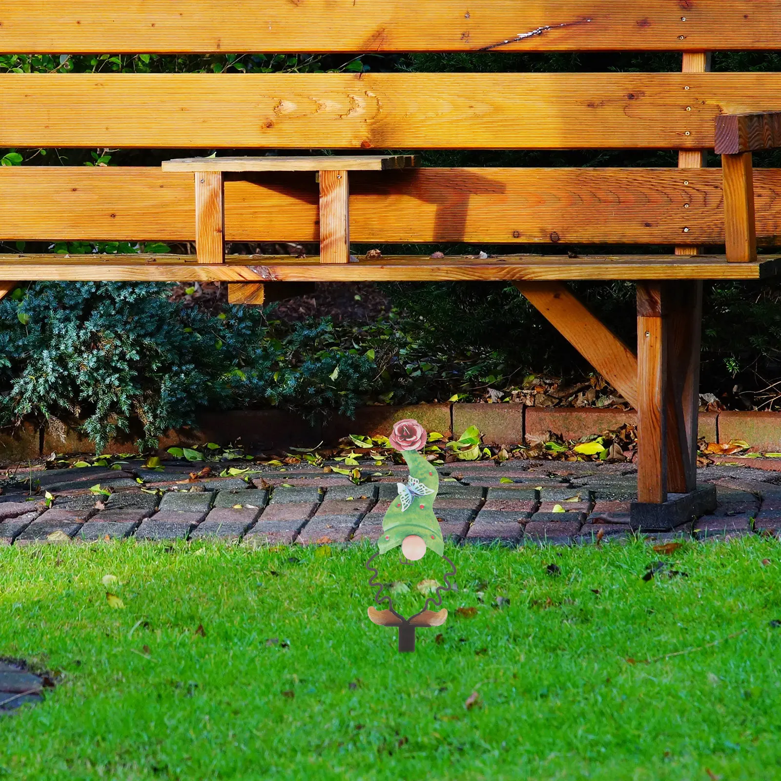 Metal Gnome Yard Stake Charming Outdoor Fall Decoration Decorative Garden Stake Lawn Ornament Reusable Metal Fixture