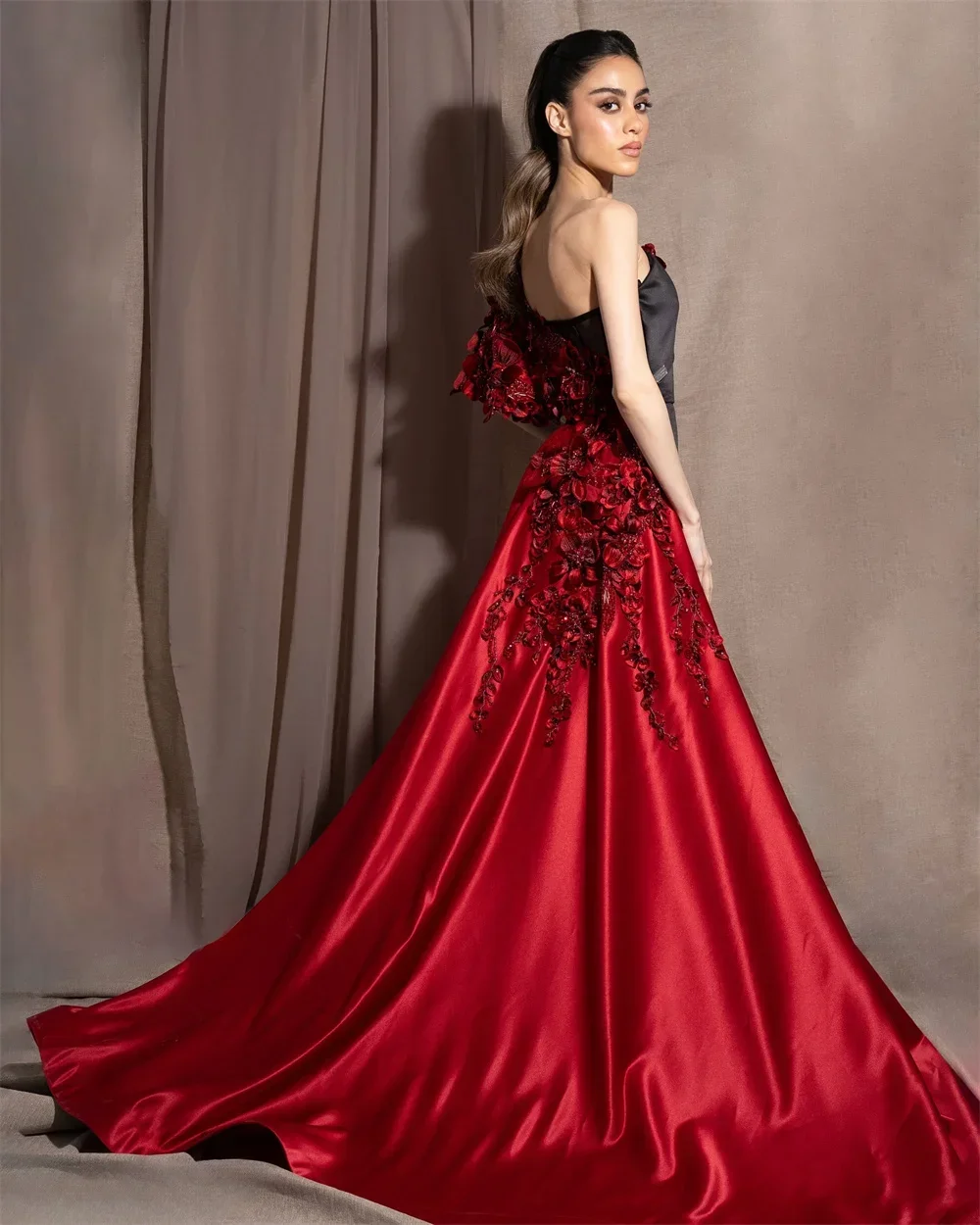 Customized Prom Dress Evening Saudi Arabia Strapless Ball Floor Length Skirts Open Back Draped Tulle Sleeveless Applique 3D Flow