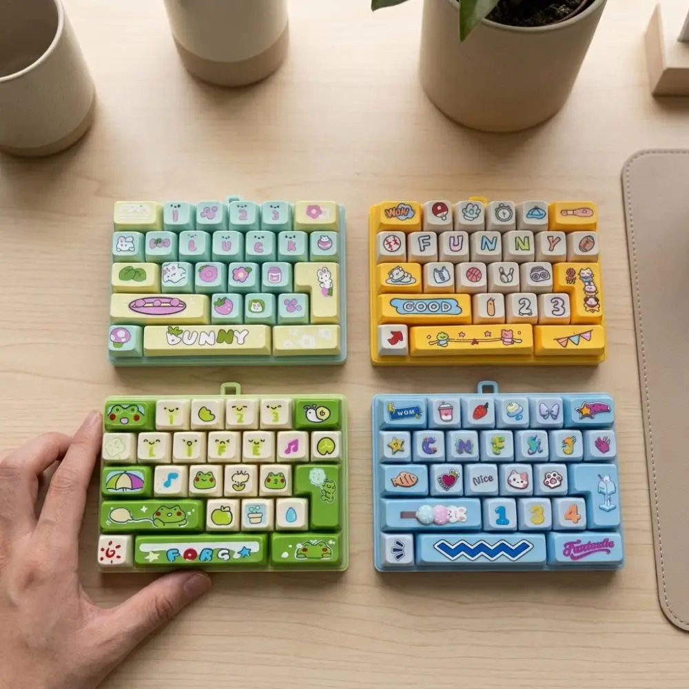 Colorful 26 Key Keyboard Keychain Squeeze Feel Cartoon Keyboard Fidget Pendant Impact Resistant Wit Hanging Chain