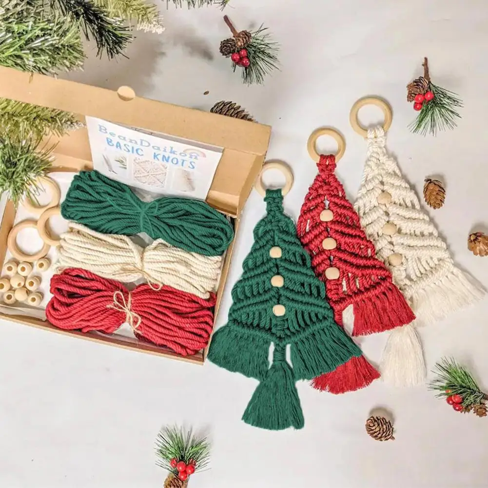 Crochet Christmas Tree Ornament 4