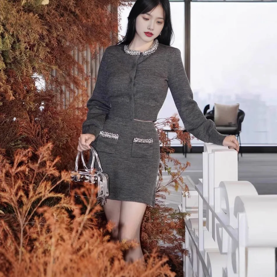 Luxury Set Heavy Industry Diamond Inlaid Short Jacket+half Skirt SP2024 Winter New Item Women Two Piece Outfits Festival Outfit