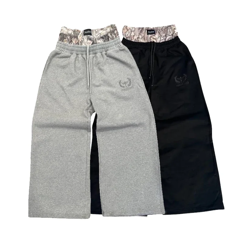 Y2K pantaloni della tuta retrò a doppia vita ricamati con motivo mimetico pantaloni a gamba larga da uomo Trend Casual Streetwear pantaloni larghi