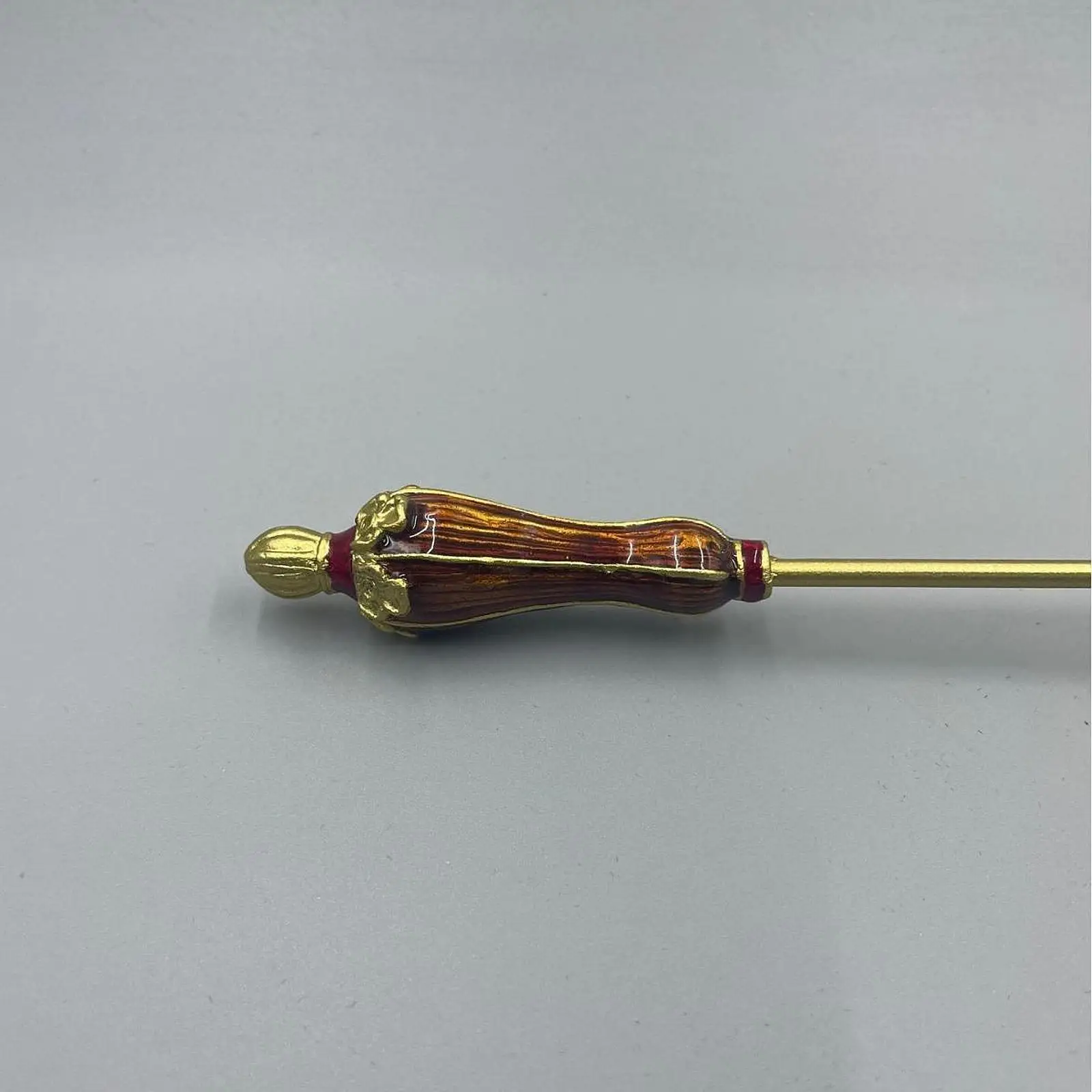 Candle Snuffer with Long Handle Antique Style Elegant Accessory Accessories Gift Extinguish Fire Metal Tool Candle Extinguisher