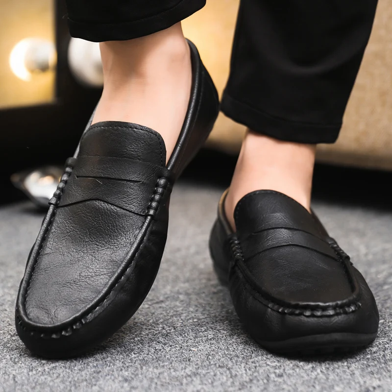 Outdoor Casual Slip on Loafers Simple No Lace Design, Breathable Upper Stop Stuffy Sweat, Flexible Cushion for All-Day Walking