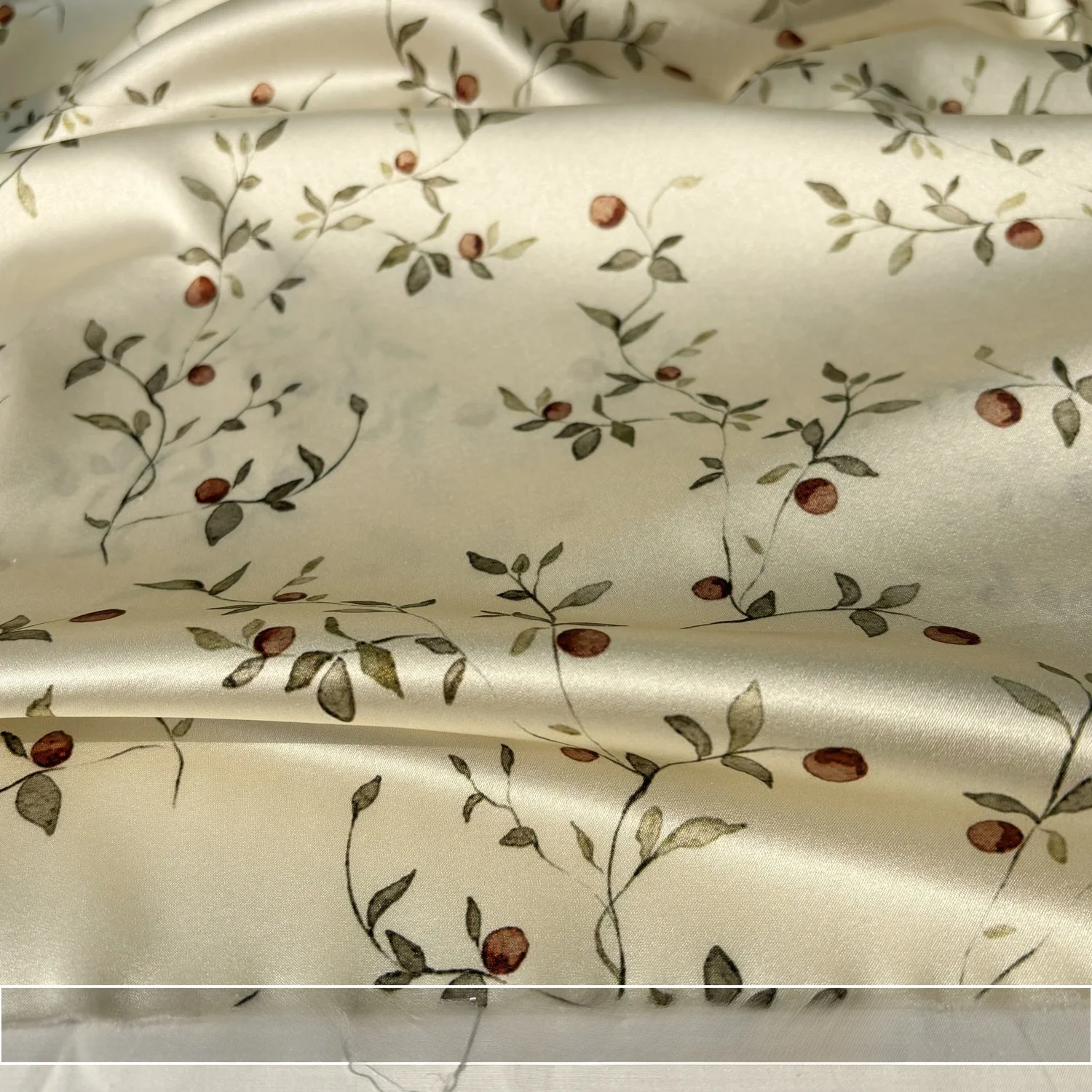 

Желтовато-коричневая шелковая ткань шармез с цветочным узором, 100% шелковый атлас, микроэластичный, глянцевый, для платьев, весна-лето