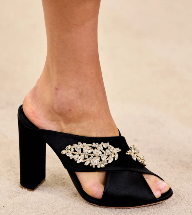 

2026 Spring/Summer New Women's Black Pink Silk High Heel Slippers Chunky Heel Peep Toe Rhinestone-embellished Luxurious Pumps