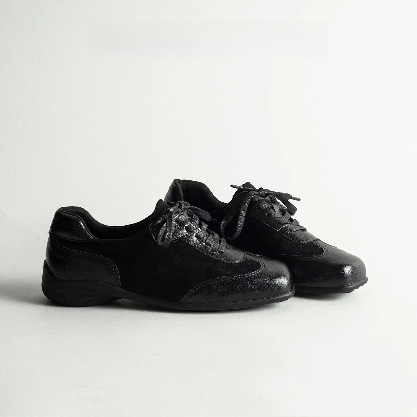 baskets-plates-decontractees-en-cuir-veritable-style-retro-pour-femme-confortables-coupe-ample-bout-rond-semelle-exterieure-en-caoutchouc