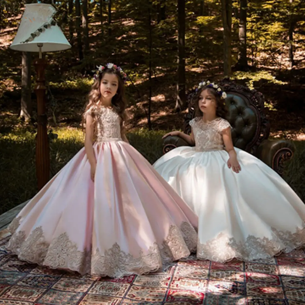 Vestidos de niña de flores personalizados para boda, cuello joya, plumas, vestidos de desfile para niños pequeños, ropa de fiesta de cumpleaños con cuentas, Príncipe de comunión