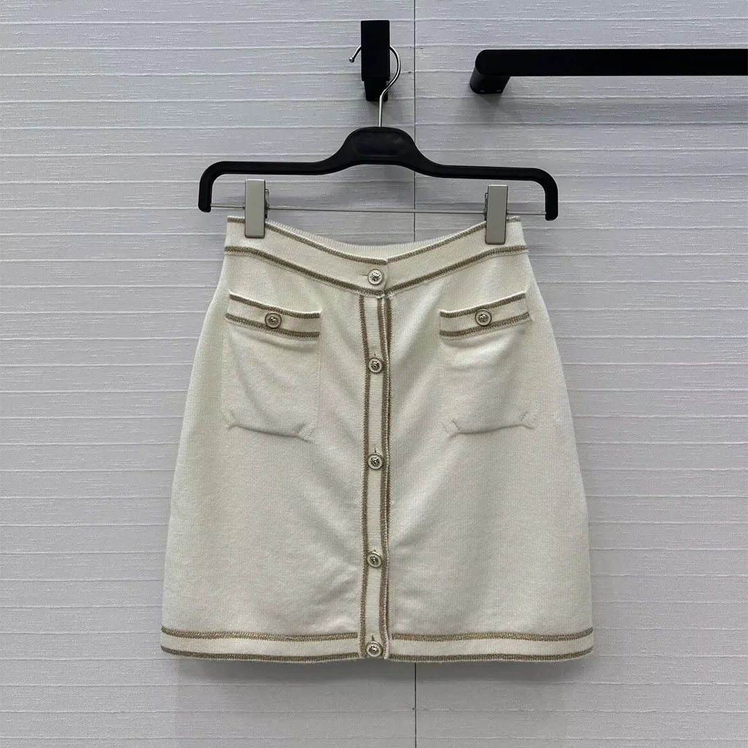 

New Fashion Spring Knitted Skirts Womens Gold Thread Embroidery Stripes Pattern High Waist Gold Metal Button Sweet Elegant Skirt
