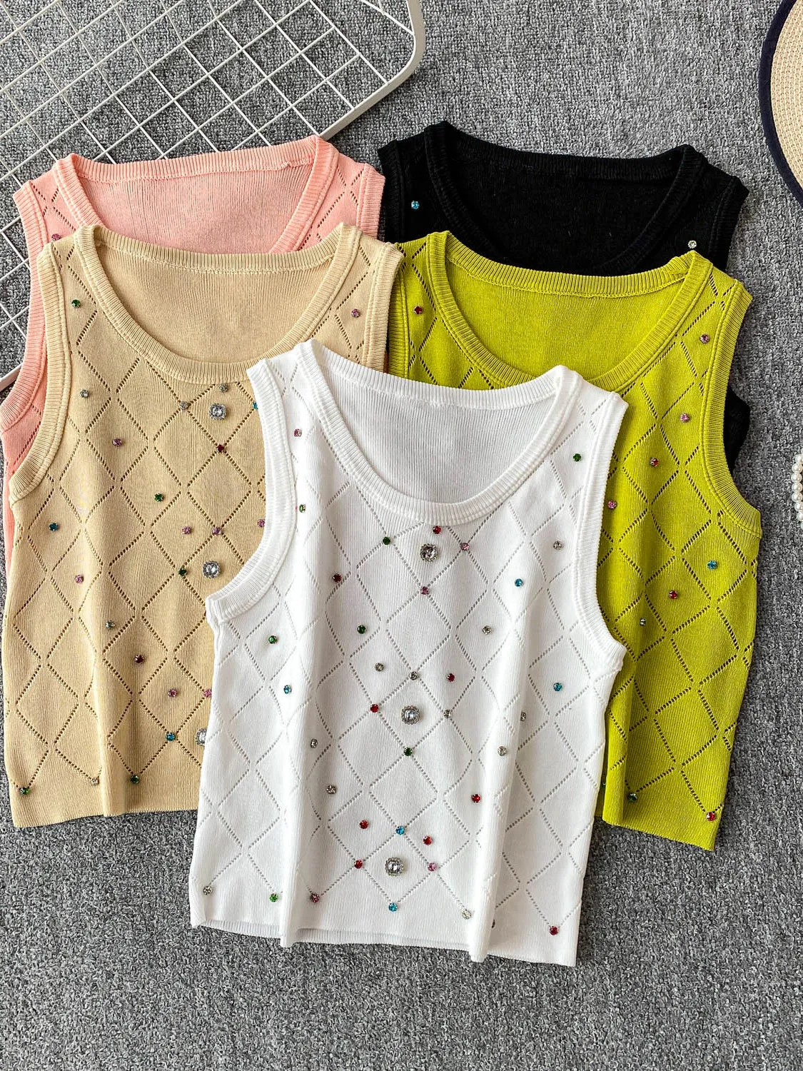 

European High Quali Lightweight Luxury Gemstone Embedded round Ne Knitted Vest Women Summer Slimming ort Top