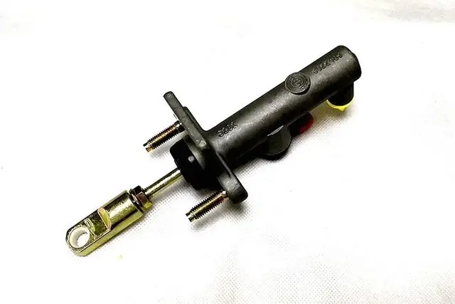 

Автозапчасти, высококачественный главный цилиндр сцепления для Brilliance BS4/M2 BS6/M1 3022485