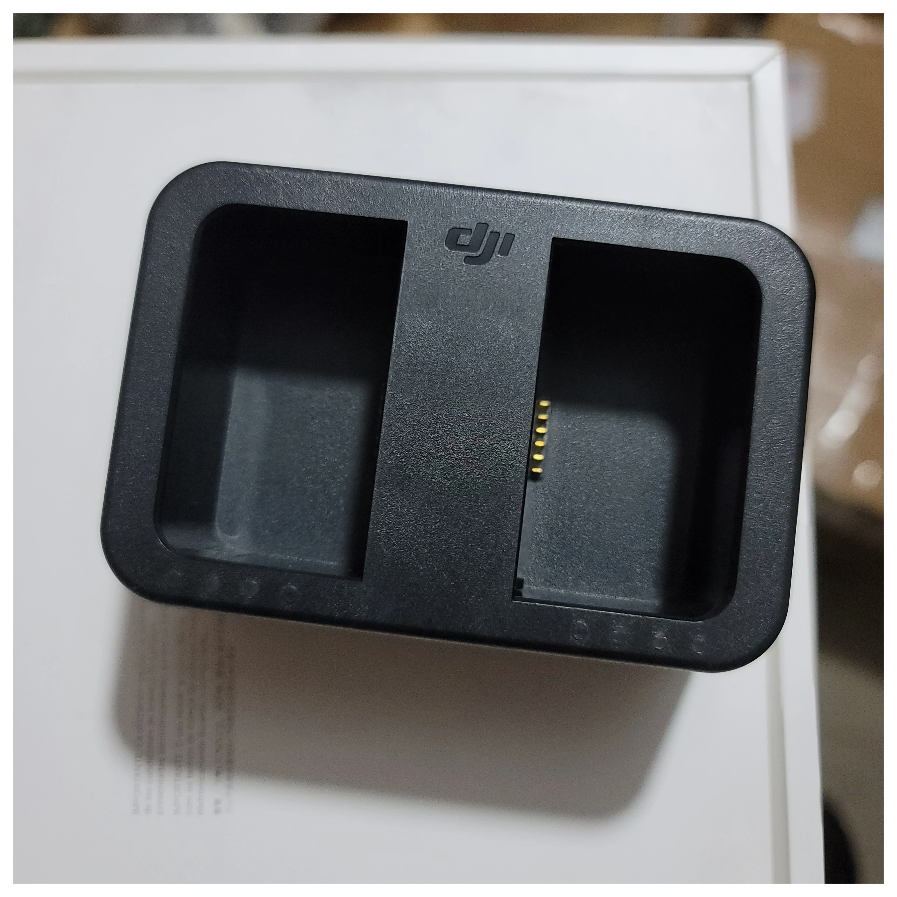 

WB37 Battery Charger HUB Base