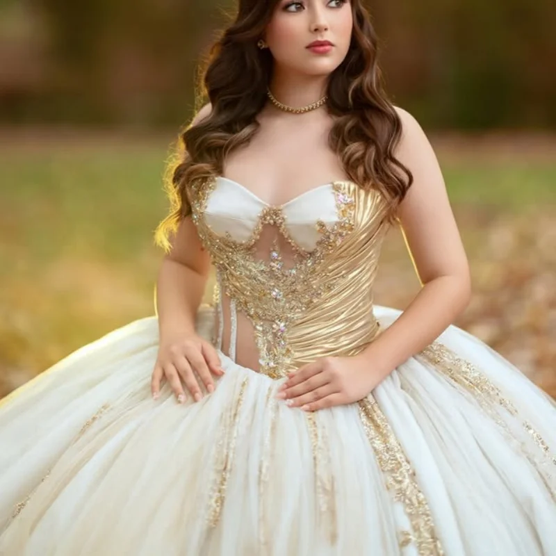 

Champagne Quinceanera Dress Lace Crystal Tull Glitter Decal Long tail vestidos de 15 Quinceanera ﻿Customized