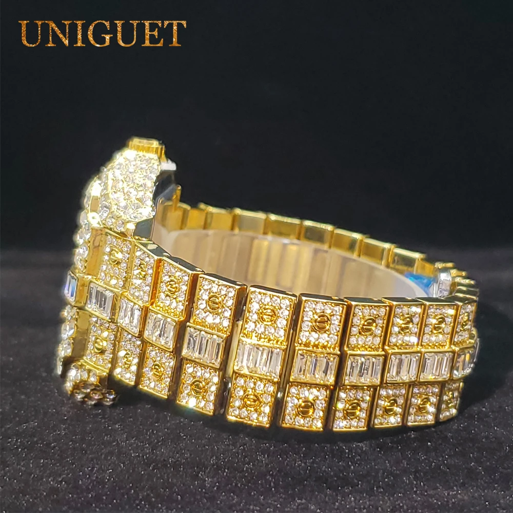 UNIGUET Jam Tangan Berlian untuk Pria Jam Tangan Kuarsa Pria Kalender Titik Biru Persegi Jam Tangan Modis Es Mewah Dropshipping