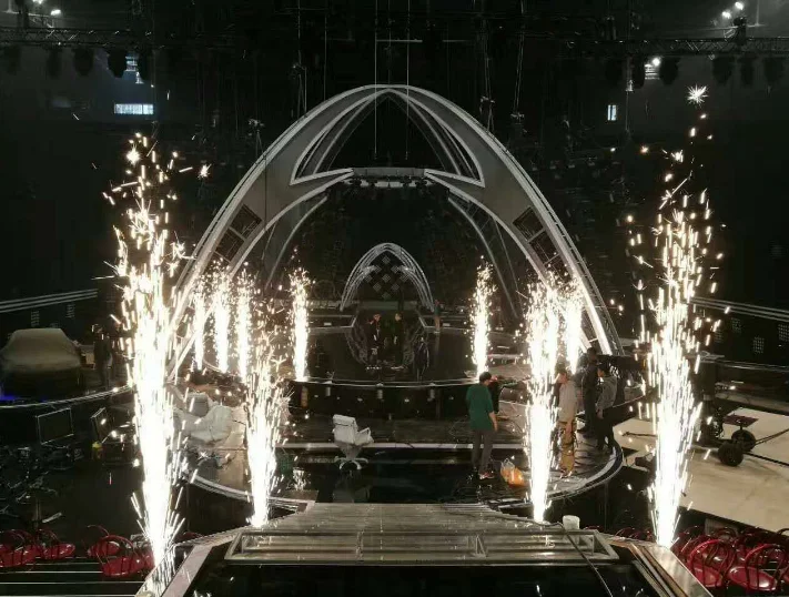 Wholesale DMX Smoke Machine Indoor Special Effects Flame Stage Light Set Waterfall Fireworks Machine Cold Spark Machine