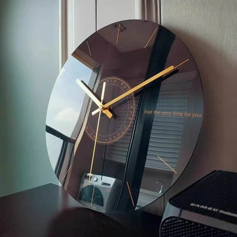 Italian Vinyl Record Clock Ornament Nordic High-end Artistic Creative Glass Clocks Decor Living Room Home Decor ساعة الحاءط FYWC