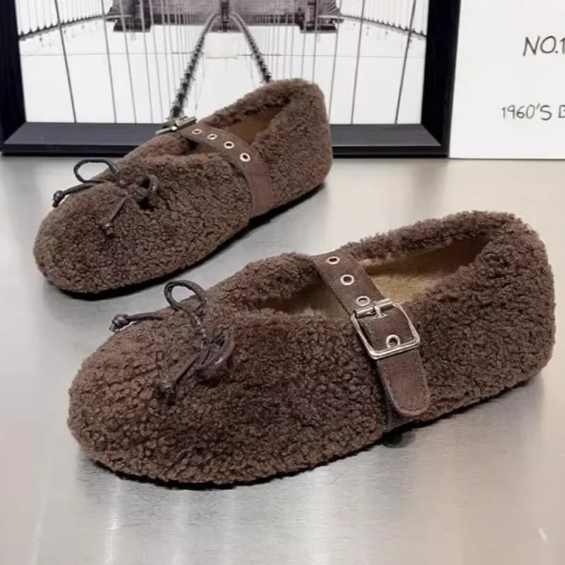 Sepatu Flat wanita Anti selip, sepatu mewah tahan aus, sepatu Anti selip, sepatu paku keling simpul kupu-kupu, mulut dangkal, mode wanita, sepatu Flat baru musim gugur