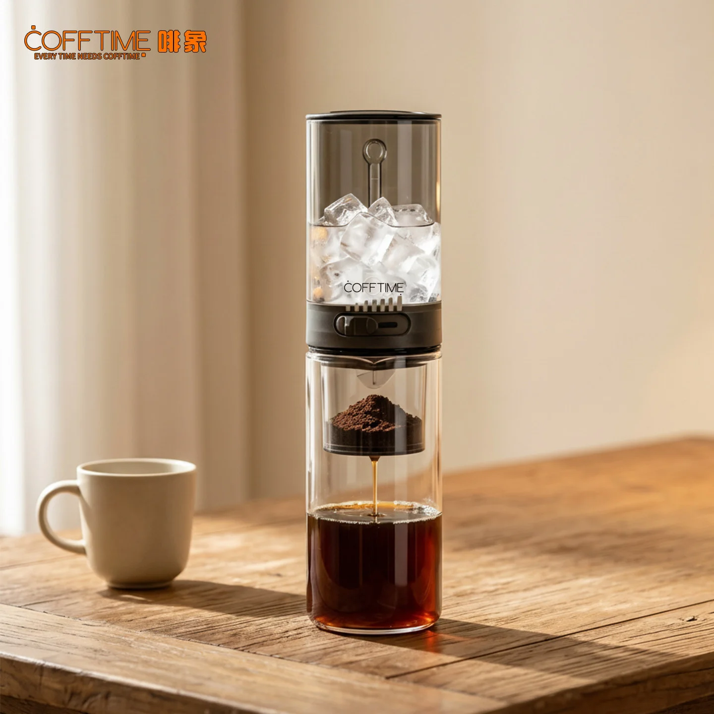 Camping Cooking Gear - 450ml コールドブリューコーヒーメーカー、アイスドリップポット、携帯用コールドブリュー、制御バルブ付き、コーヒーピッチャー、家庭用、夏のキャンプ用具。