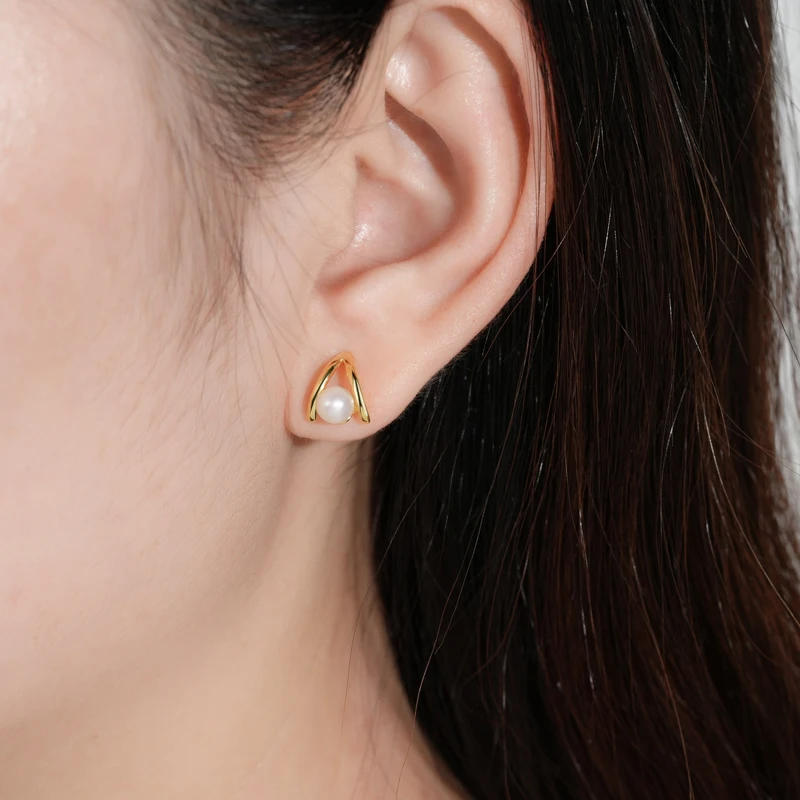 AINUOSHI anting-anting perak murni 925 wanita, anting-anting kancing mutiara desain tidak beraturan gaya Korea, perhiasan pesta hadiah