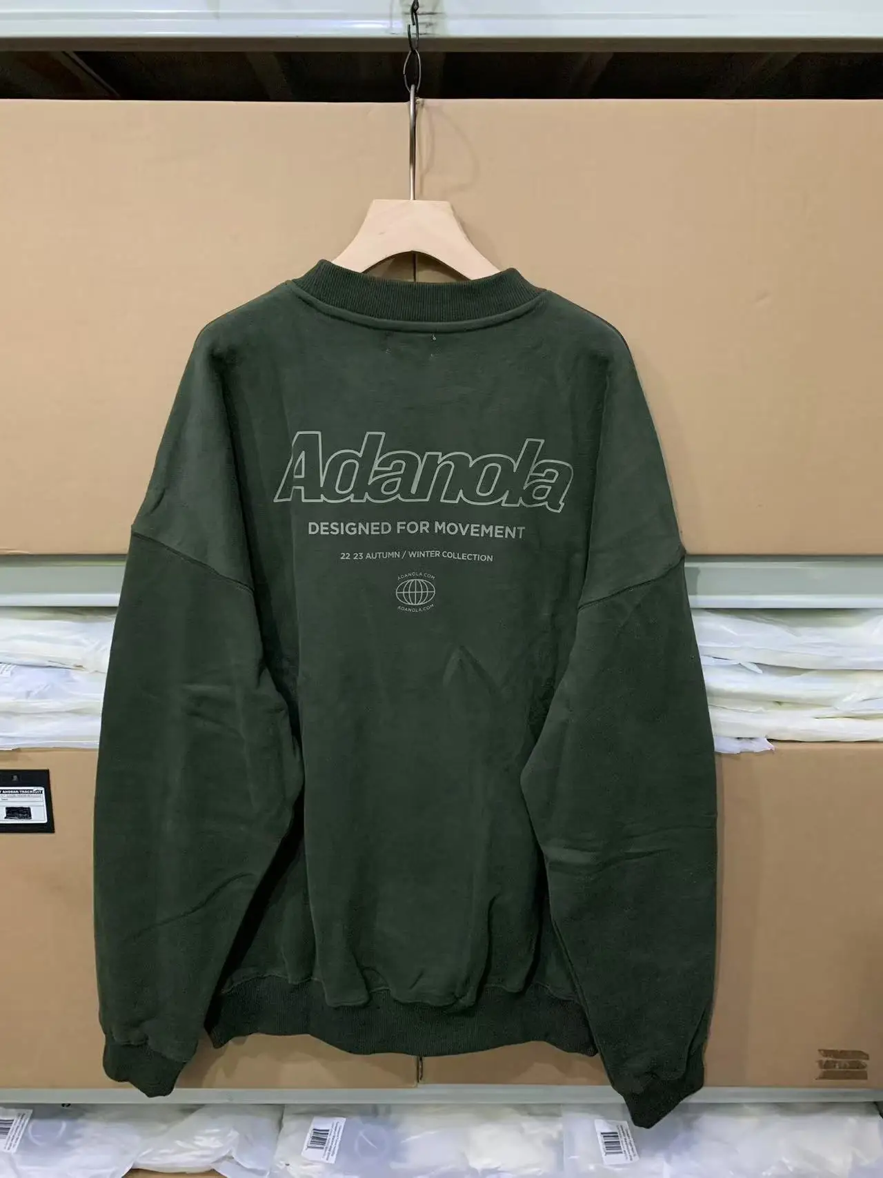 เสื้อฮู้ดดี้ทรงหลวม ผ้าฝ้าย สีเขียวมะกอก สไตล์ลำลอง ใส่สบาย ระบายอากาศได้ดี เหมาะสำหรับออกกำลังกาย ใส่ได้ทั้งฤดูใบไม้ผลิและฤดูใบไม้ร่วง