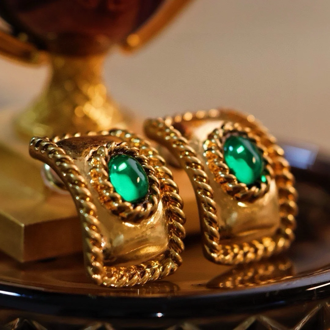 Fashion classic court style produced ancient glass earrings