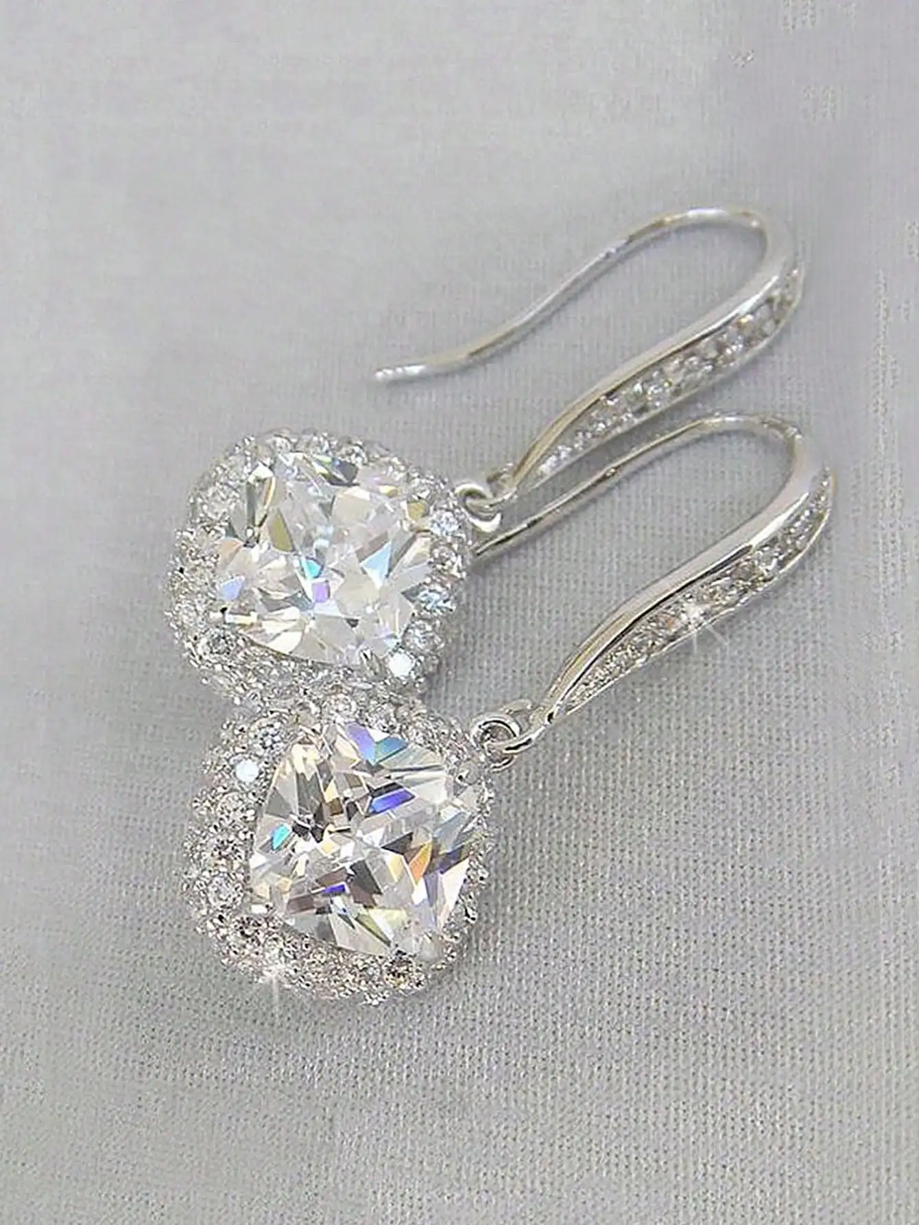 

1 Pair Elegant Cubic Zirconia Teardrop Earrings, Suitable For Women, Ideal For Weddings, Engagements, Anniversaries, Parties, Valentine's Day, And As A Mother's Day Gift