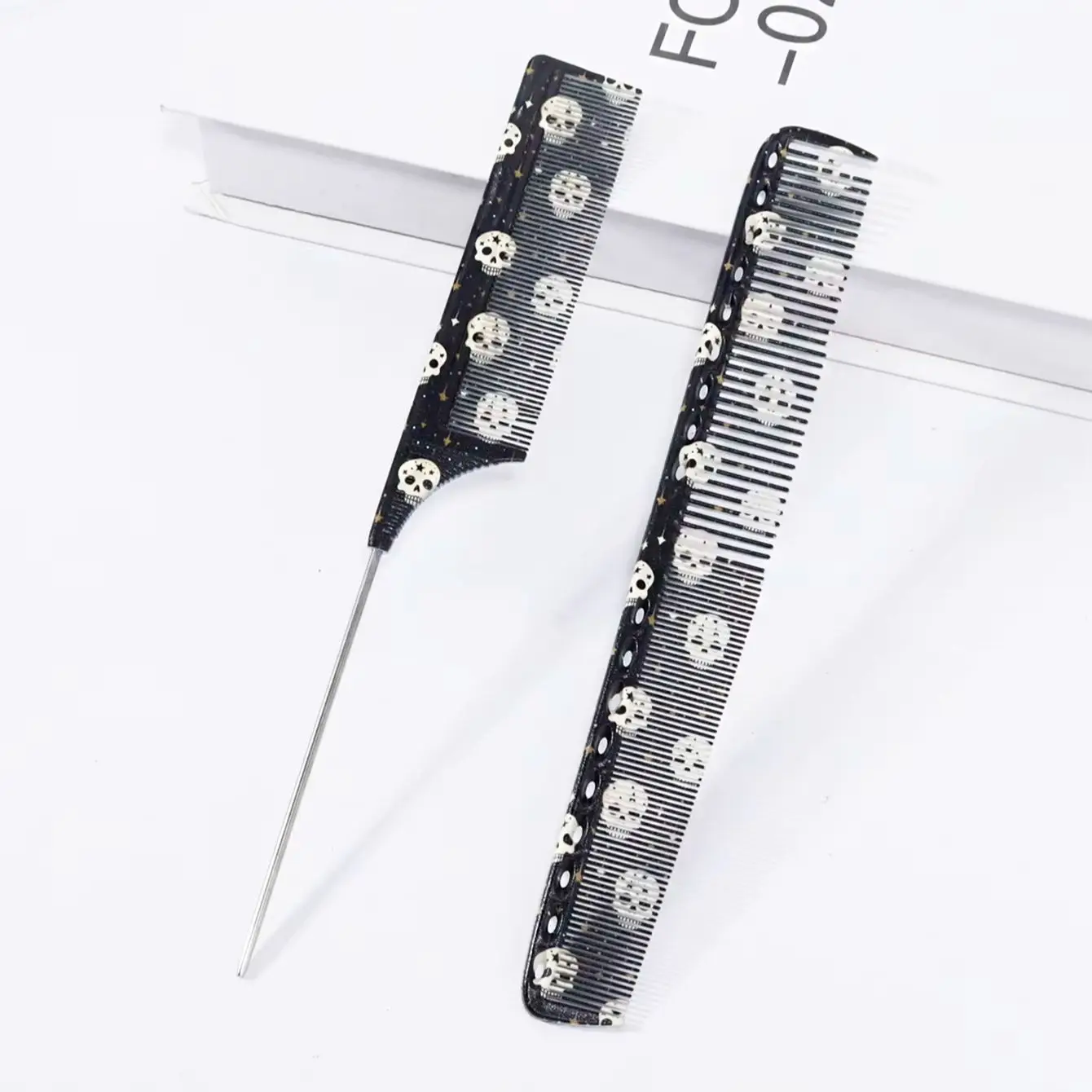 2-piece hair comb set, skull pattern design, steel needle pointed tail comb with sparse teeth comb, Special for Real Hair Wigs