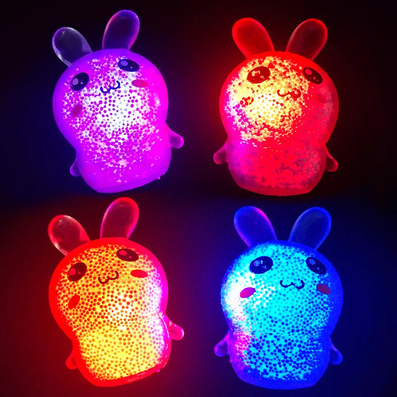 Çocuklar yetişkin Squishy Bunny stres topları ile işık stres giderici oyuncak kızlar stres oyuncakları renkli tavşan paskalya sepeti iticiler