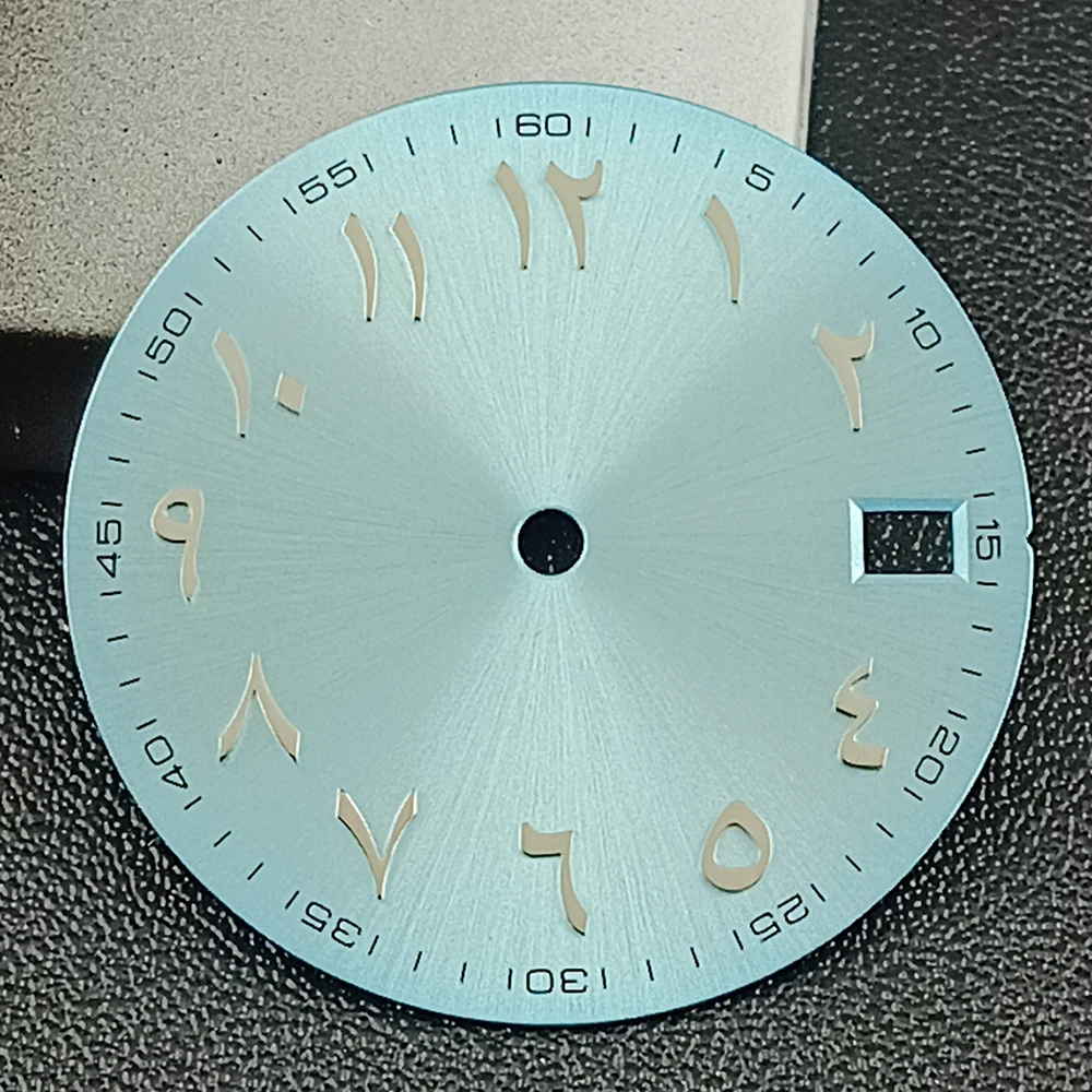 28.5mm アラビア数字ダイヤルカスタムロゴメンズ腕時計、夜光ダイヤルなし、NH35 ムーブメント時計アクセサリーに適しています