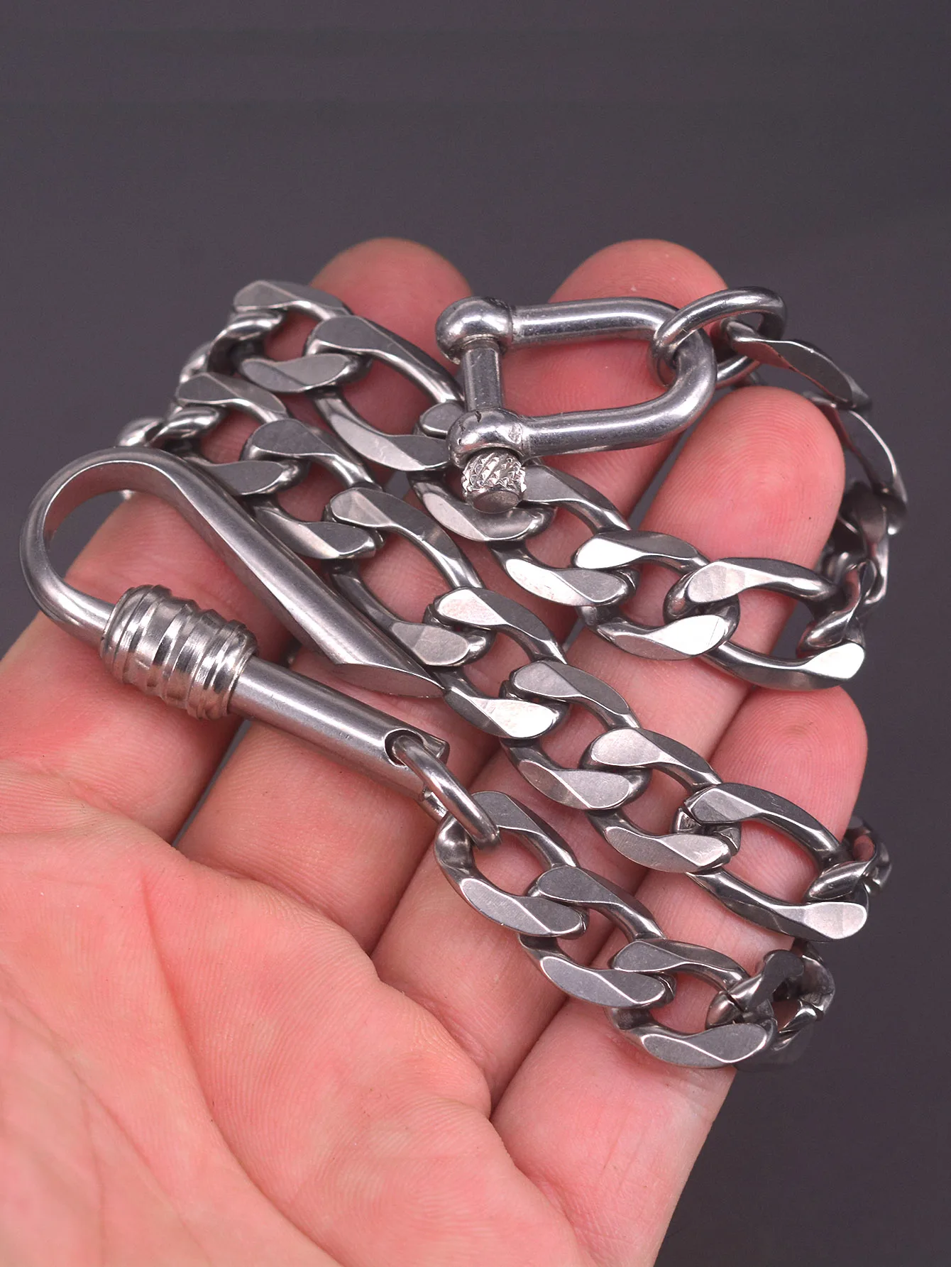 Hip-Hop 21 Zoll 12mm Figaro Schwere 3:1 Kettenhalskette Choker Jeans-Kette Streetdance-Deko Edelstahl Gürtelclip Haken – Detail 2
