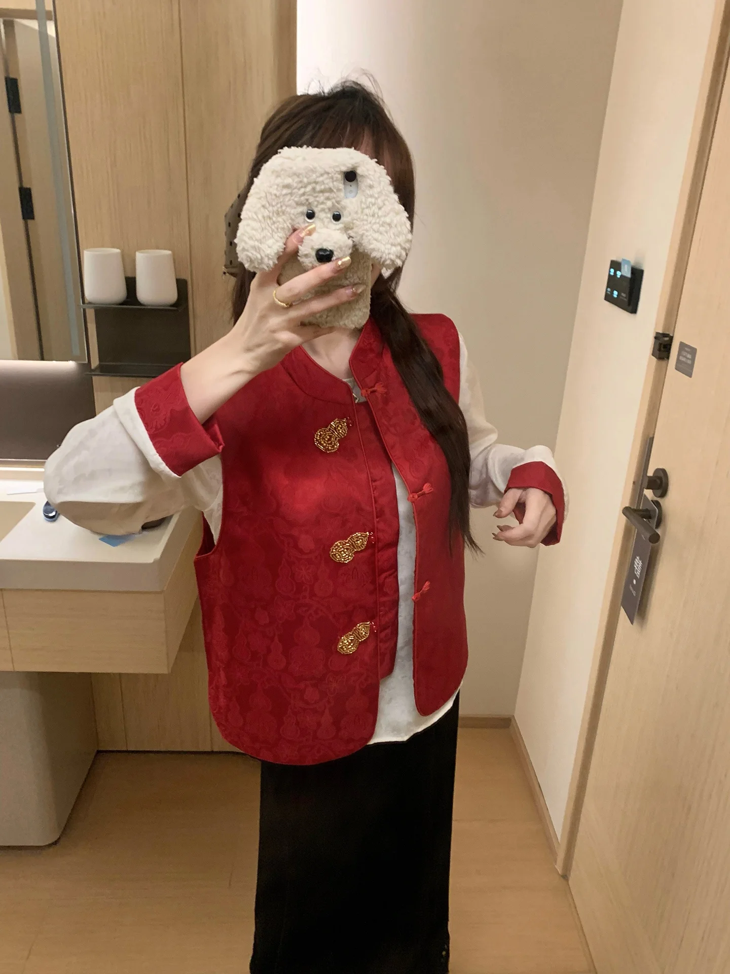 

Новый китайский комплект Wu Daxiao: жилет с двойной вышивкой и воротником-стойкой на пуговицах и топ, женский модный комплект из двух предметов