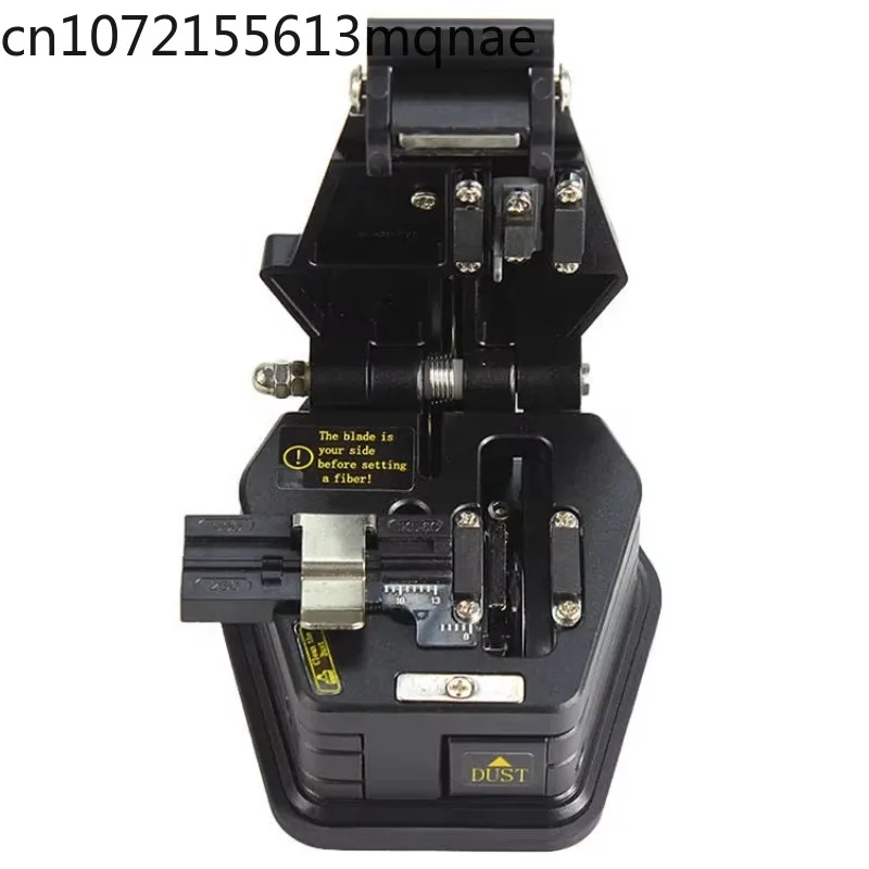 SKL‑6C High‑Precision Optical Fiber Cleaver Cutting Hand Tool Stable Cut for FTTH FTTX Splicing Construction Projects