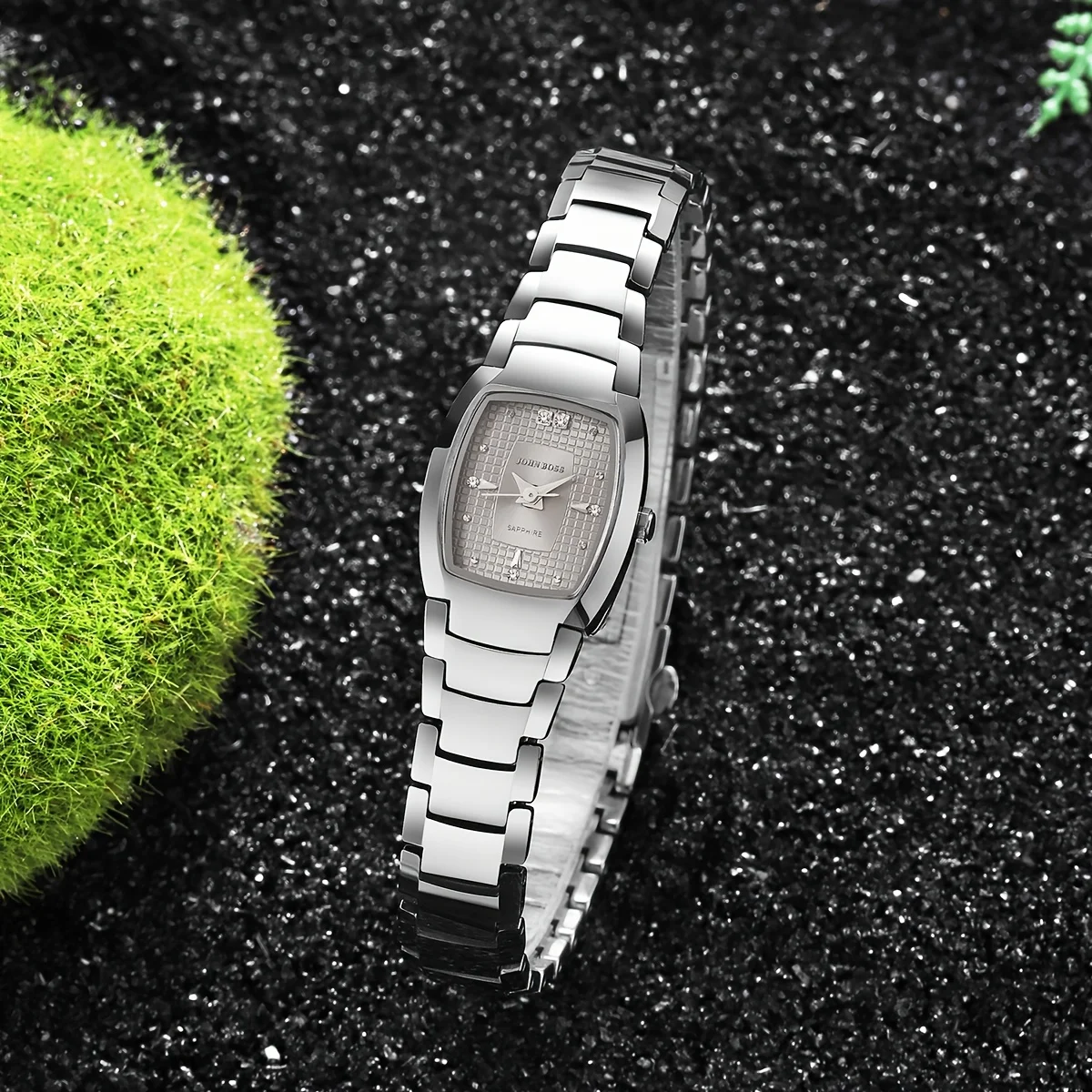 ساعة مستطيلة للنساء سوار من الفولاذ التنغستن كوارتز عصرية وسلسلة بسيطة ساعة يد نسائية مدمجة ورائعة