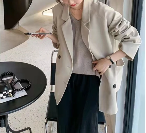 

New mid to long double breasted casual small suit for Spring and Autumn 2025, loose contrasting color women's suit jacket