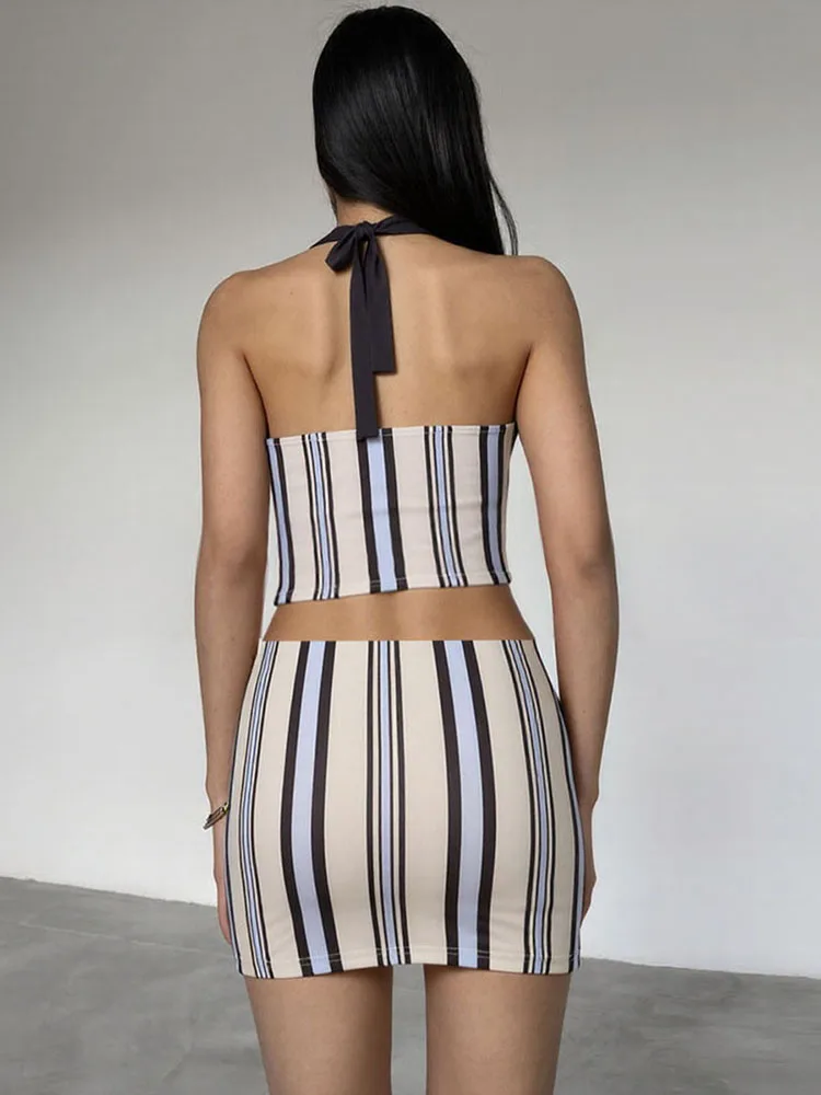 Kliou mulheres duas peças conjunto com estampa de listra, colar halter, pescoço baixo, mini saias, roupas de rua, moda verão