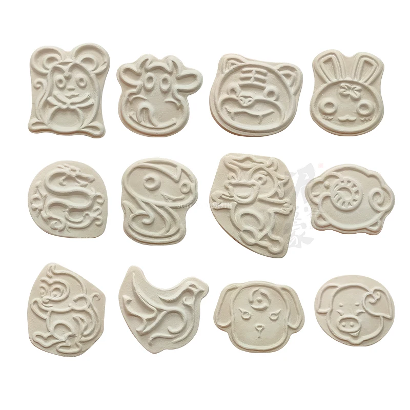 Pottery Cartoon Mold 12 Zodiac Impression Pattern Plaster Cutting Die DIY Ceramic Animal Model Impression Grouting Process Tools