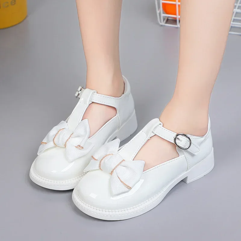 Fashion Patent Leather Girls Shoes T-strap Round Toe Kids Mary Janes Solid Bow Hollow Single Shoe Soft Sole Student Dress Shoes