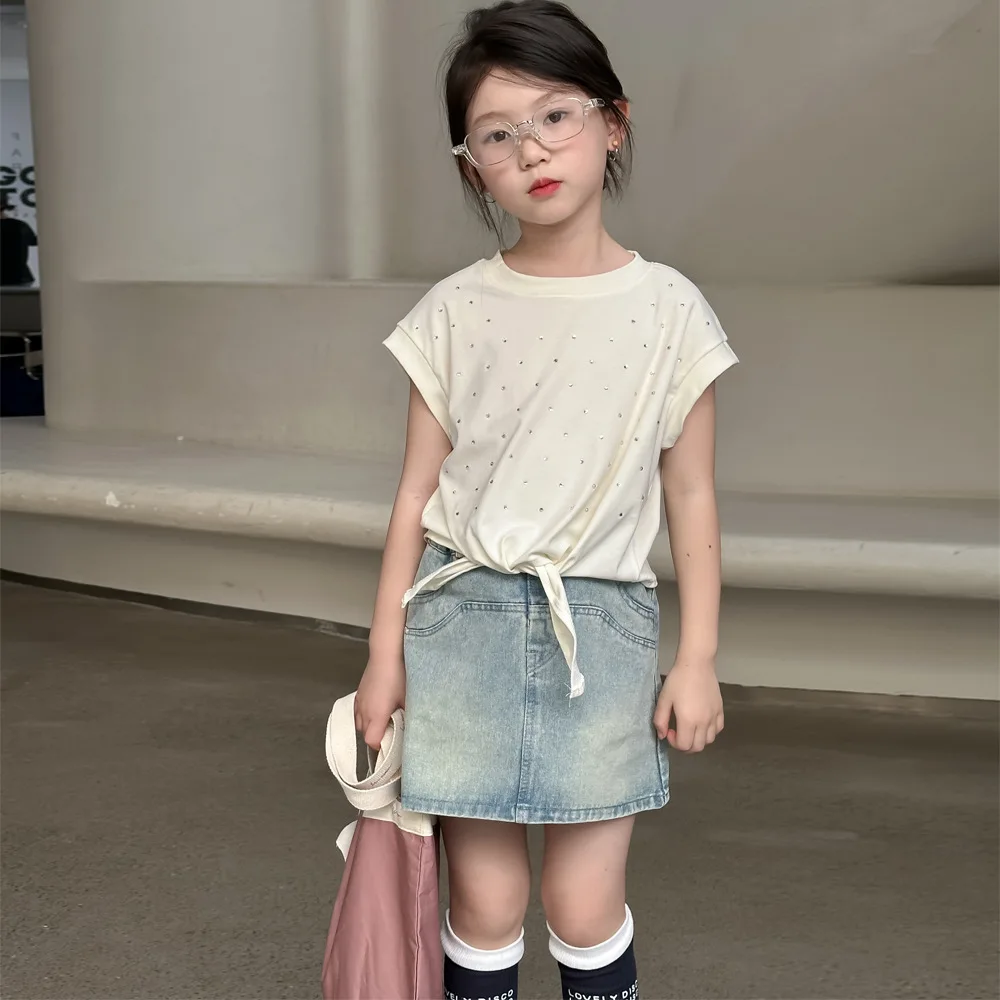 

Children Clothing Kids T-shirt 2024 Summer Girls Sleeveless Solid Color Design Sense T-shirt Solid Color Top Denim Skirt