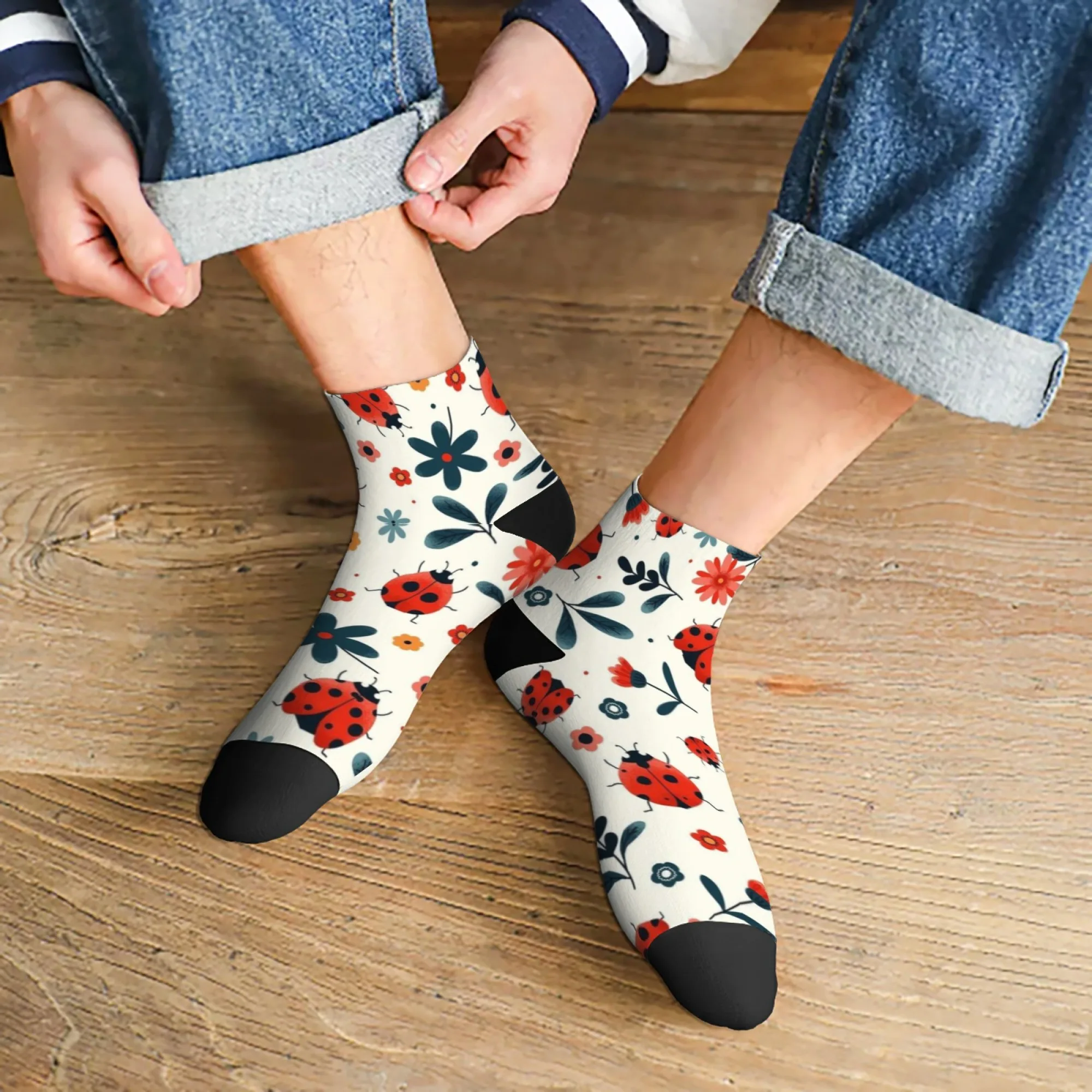 

Короткие носки Red Ladybug из смеси полиэстера, удобные повседневные носки для женщин и мужчин, унисекс, мягкие, дышащие, легкие