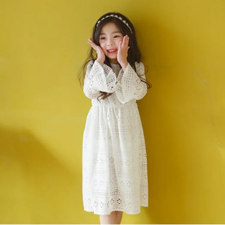 2024 Spring  Autumn  Children Girls  Dresses Baby Girls White Lace Flared Sleeve Dress  Princess Dress