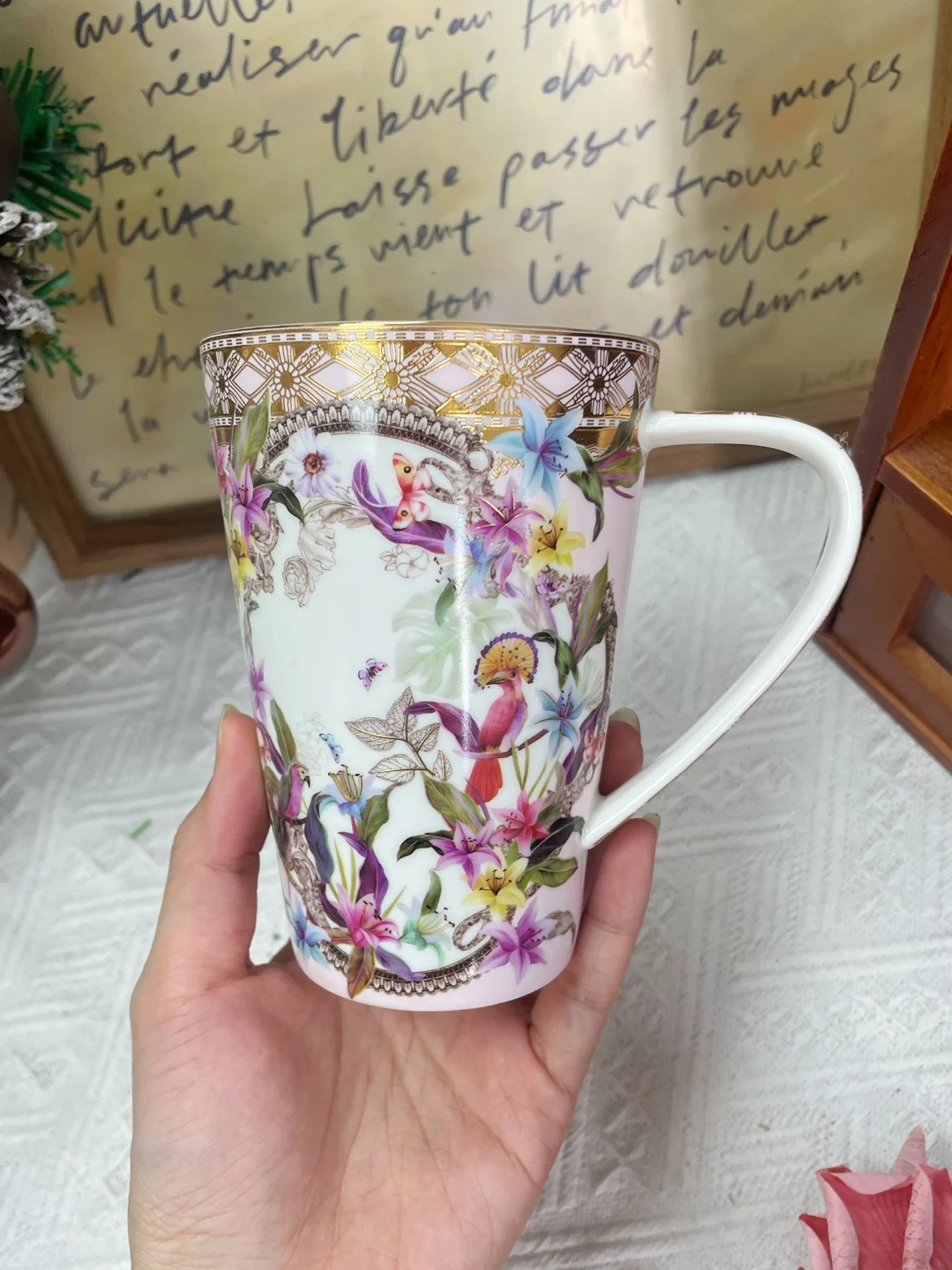 

Parrot Ceramic Mug Floral Gold Water Cup Embossed Gold Pink Jungle Cup Flower and Bird Milk Cup Coffee Cup