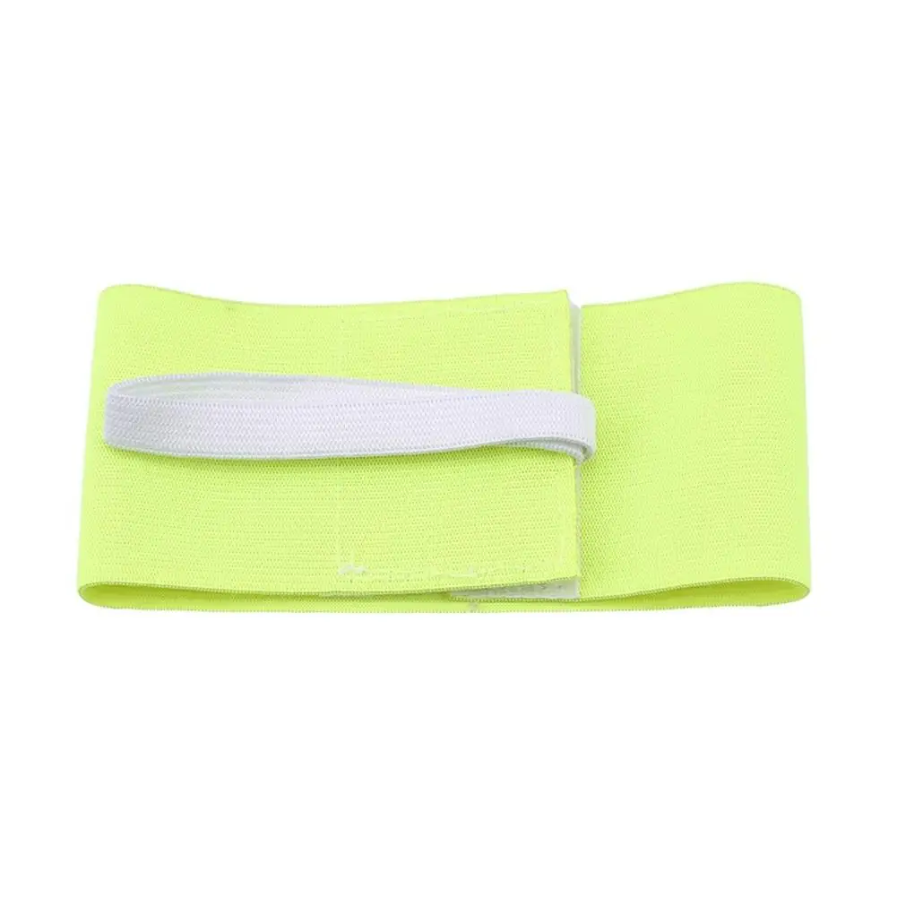 1 pz Soccer Captain Armband Fastener Tape antiscivolo fascia da braccio sportiva alta regolabile morbida elasticità calcio bambini basket Pl R6O3