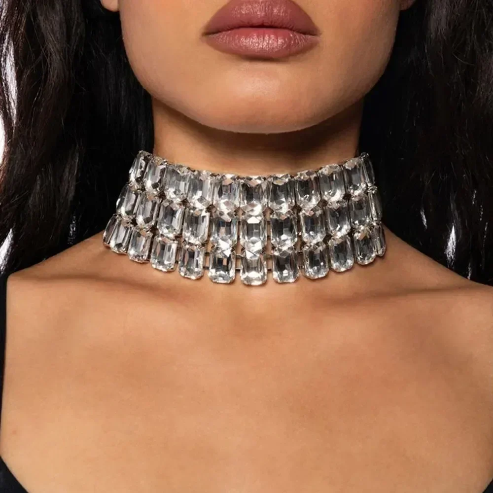 Woman Trendy Multilayer Rhinestone Choker Statement Accessories 2024 New Fashion Square Crystal Collar Choker Banquet Jewelry