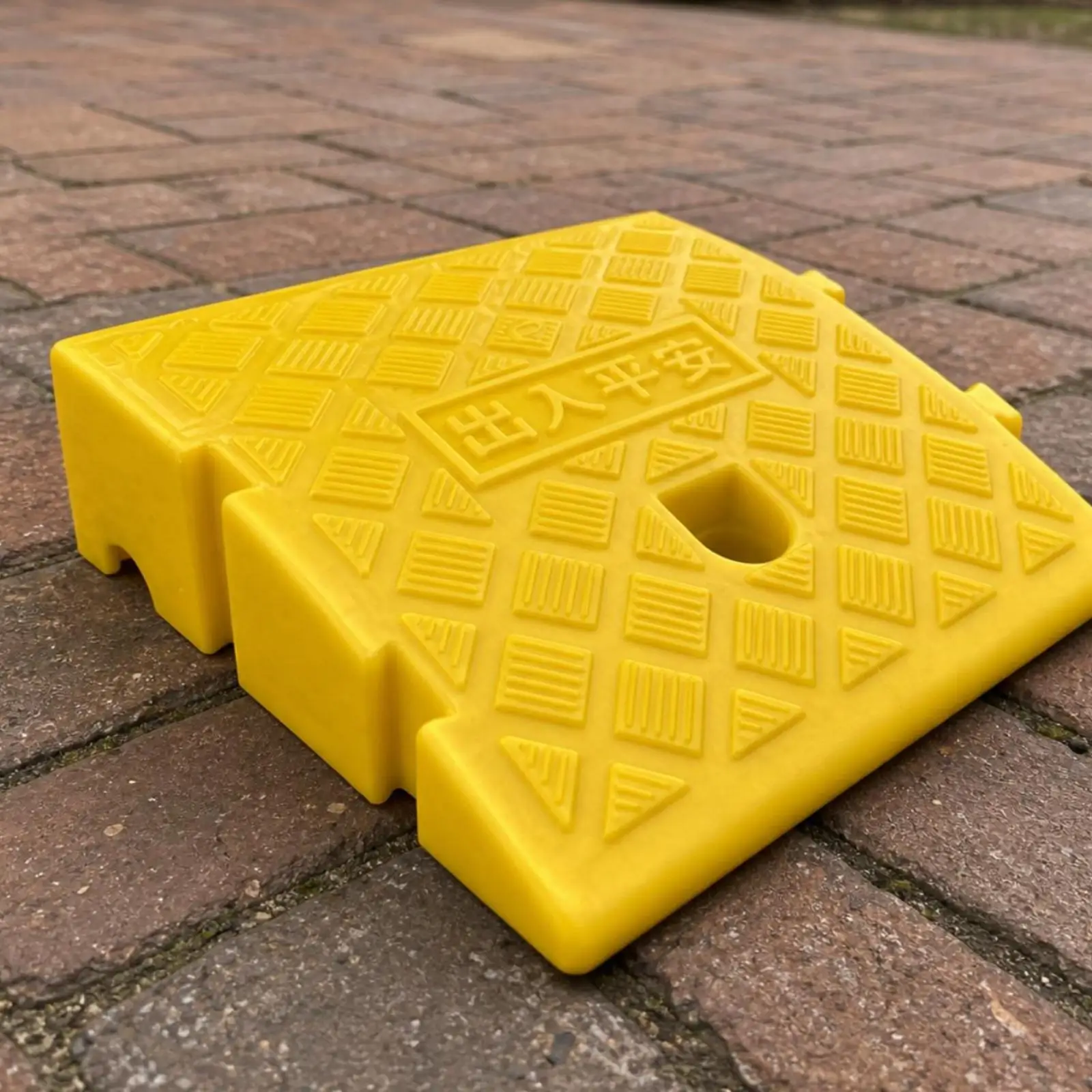 Molded Plastic Ramp for Robotic Vacuum Curb Step Wedge Incline for Small Wheeled Devices with Textured Anti Slip Surface