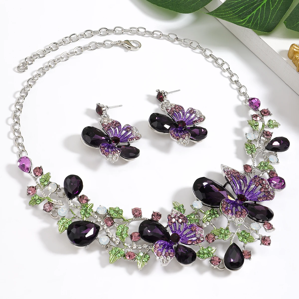 Girlgo 3pcs Earrings Plus Necklace Luxury Jewelry Set Colorful Flower Design Wear It Like Wear A \'garden\' Perfect Gift